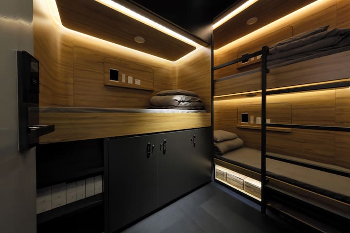 Roomlord Single Capsule 7B - Mixed