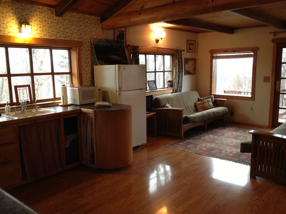 Kirchen and living area