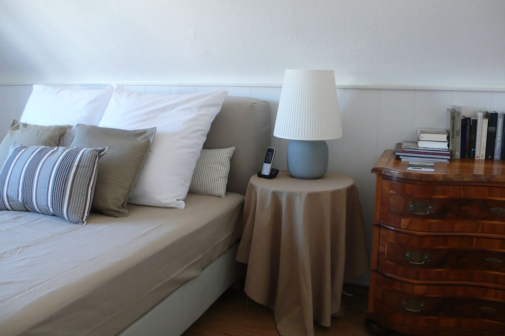 Schlafzimmer
Master Bedroom