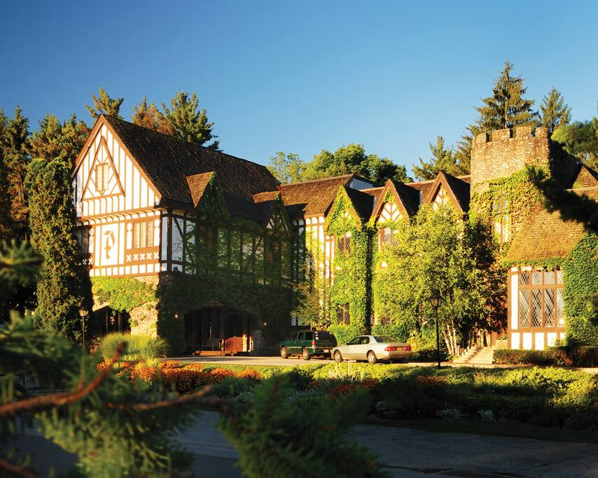 Peek'n Peak's Greenwood Forest 2BR Condo Condominiums for Rent in