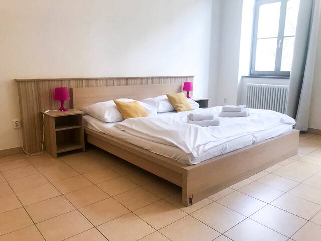 Ginosi Hospitality Management managed Airbnb listing 3