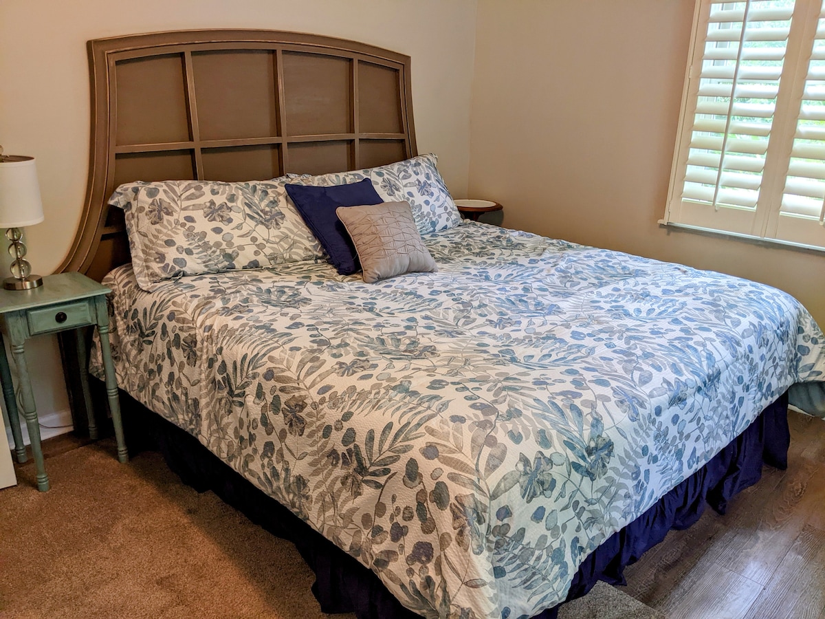 Deuxième chambre avec lit King. 