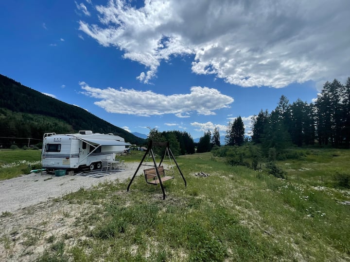 Creston Vacation Rentals & Homes British Columbia, Canada Airbnb