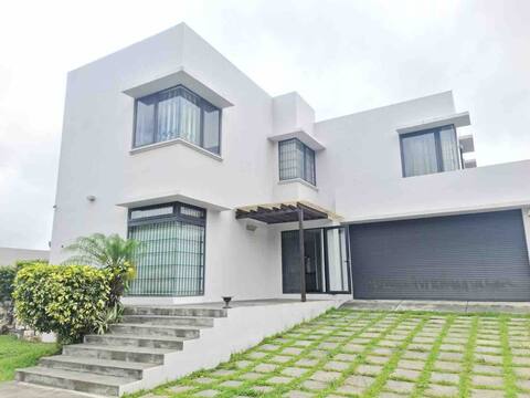 Luxury villa in Ebene cybercity