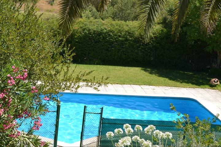 Casa do Vale-Piscina e Court de Ténis 30min Lisboa gallery image 4