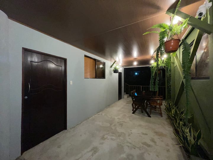 Beautiful & Economic Apartment in La Fortuna Town Guest suites for