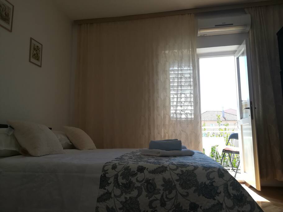 Room 2