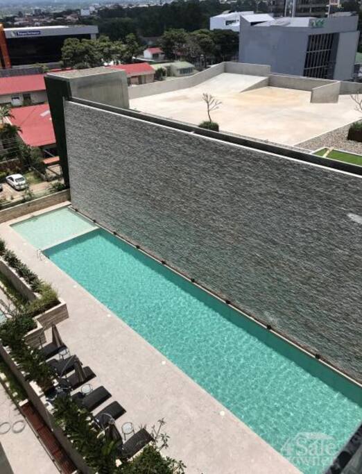 A very nice pool