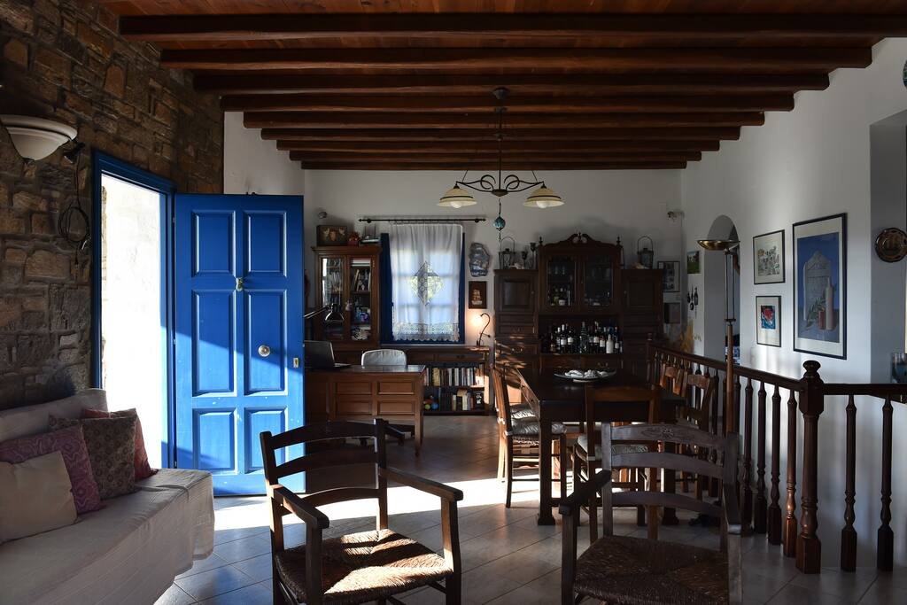 Main lounge with office desk