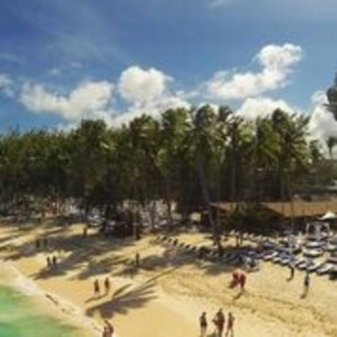 Los Corales Beach
