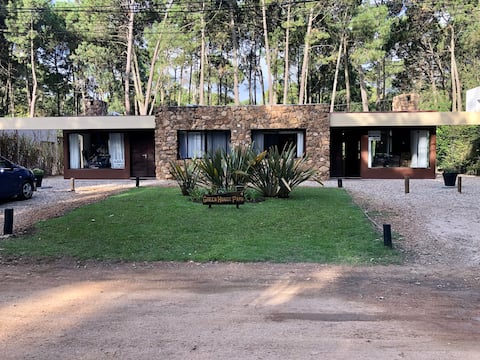 Popular Airbnb listing: Excellent house in Solanas Punta del Este in Punta Ballena