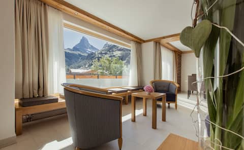 Popular Airbnb listing: Chalet Sonnegg: family-friendly in Zermatt