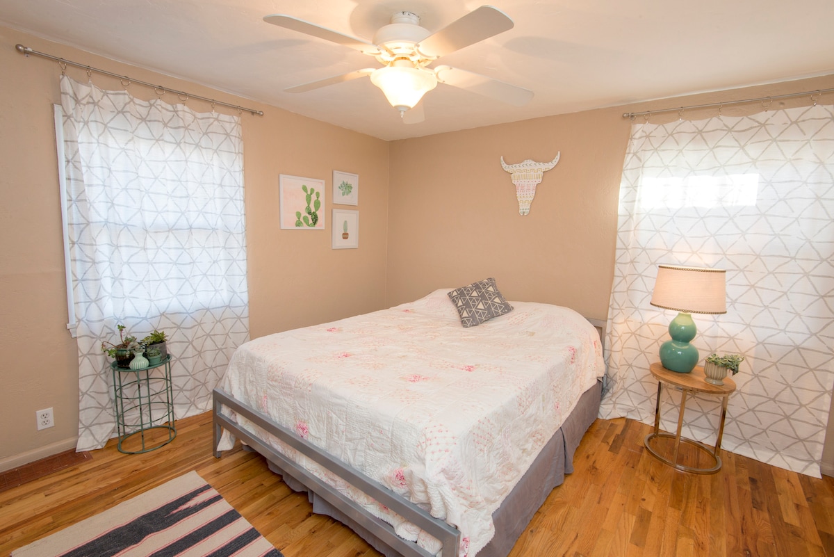 საძინებელი 1