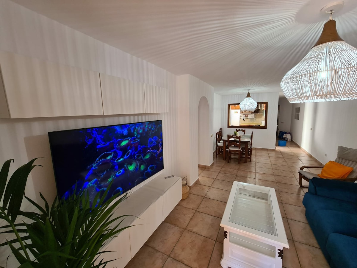 Anuncio de Airbnb popular: Beachfront apartment en Tarifa