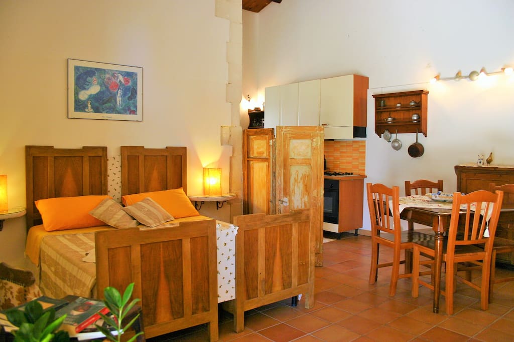 Apartment with Mediterranean theme