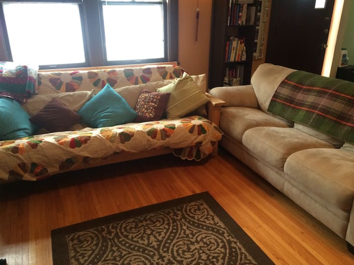 Home Away From Home- Safe Neighborhood - Minneapolis, MN