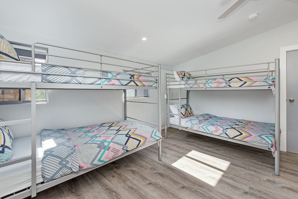 Clovelly Room, 4 beds