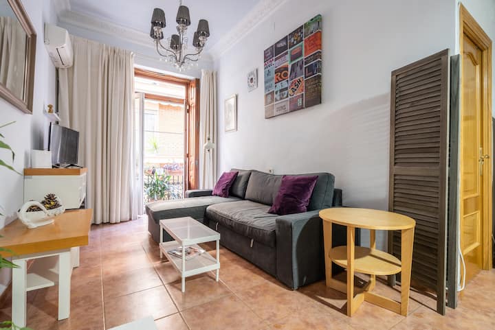 Double Room With Balcony + Wifi+ Tv - Valencia