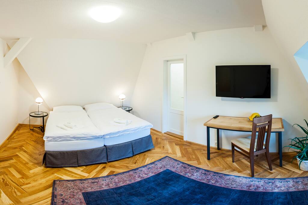 Room ready for you!