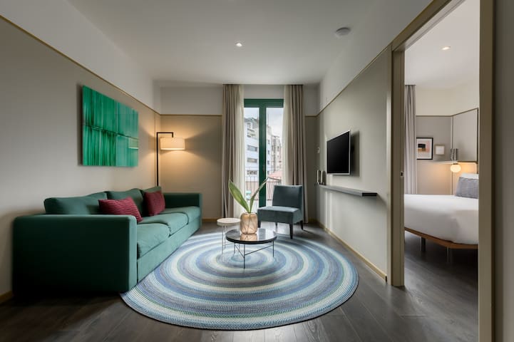 Be Mate Paseo de Gracia – Executive Terrace