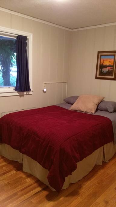 queen bed