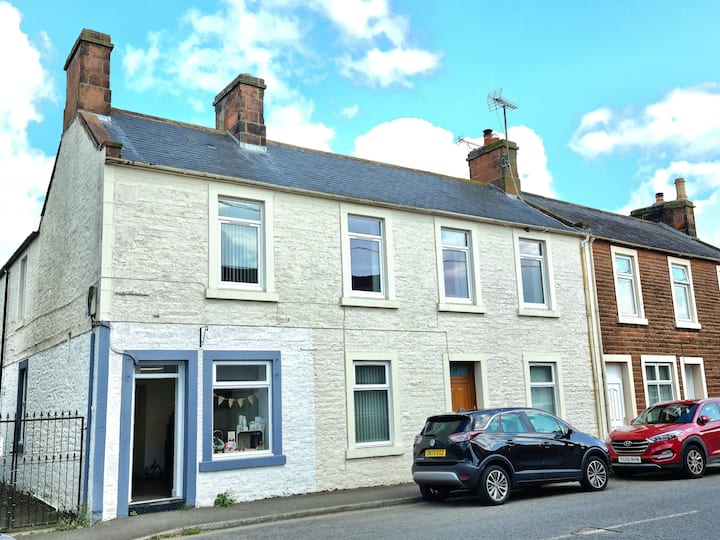 Beautiful large home in a scenic village location Houses for Rent in