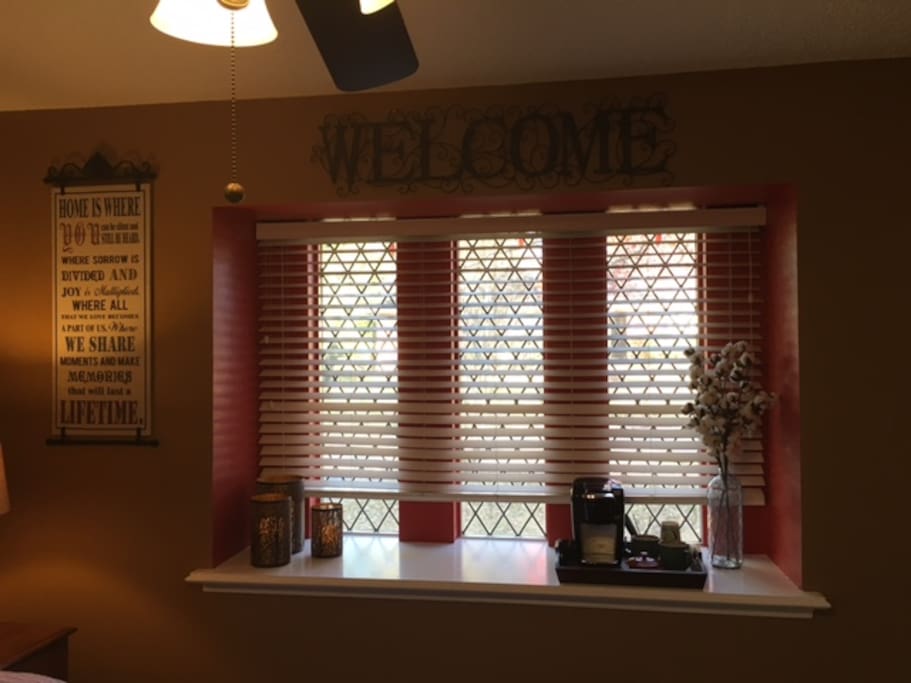 Welcoming bay window.