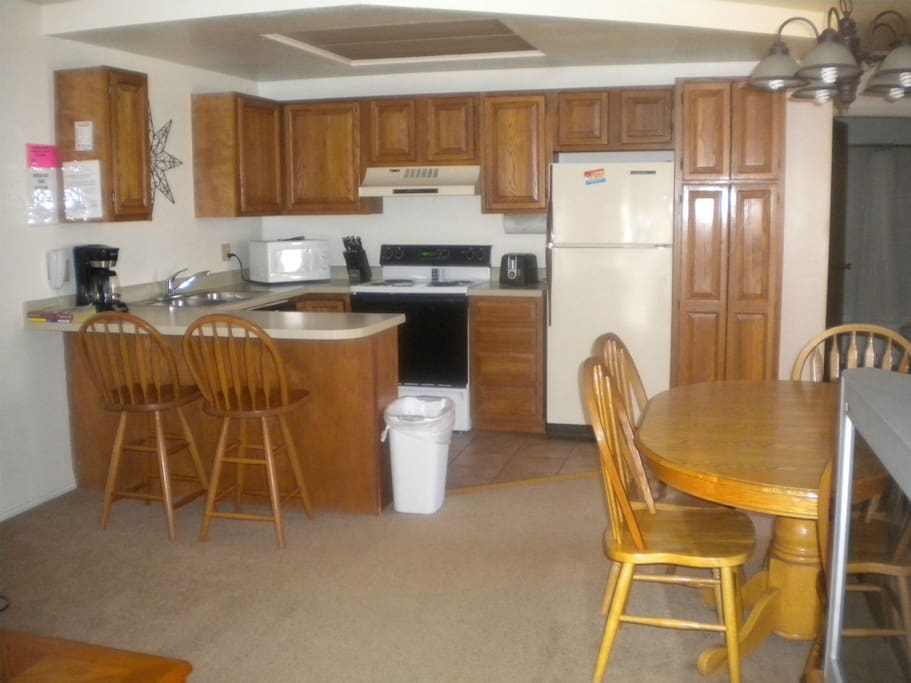 Full Kitchen