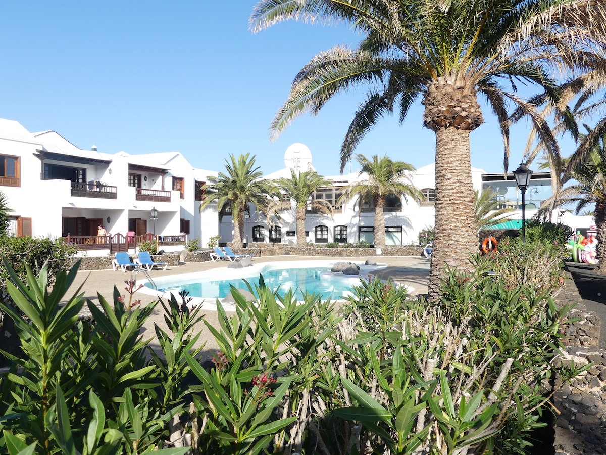 Playa de las Cucharas Vacation Rentals & Homes - Costa Teguise, Spain |  Airbnb