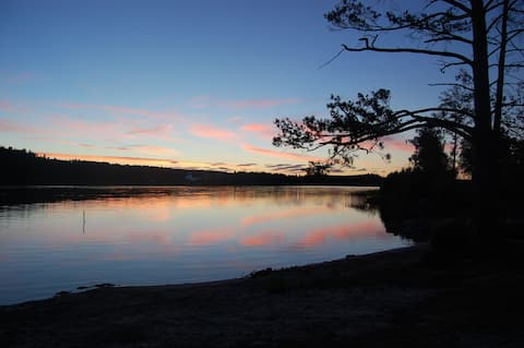 Own beach cottage near Gränna and Tranås.