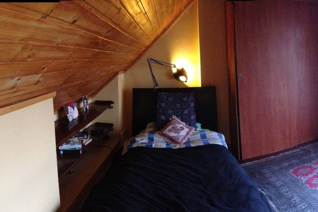 Half of the room (it doesn't fit in one single photo).