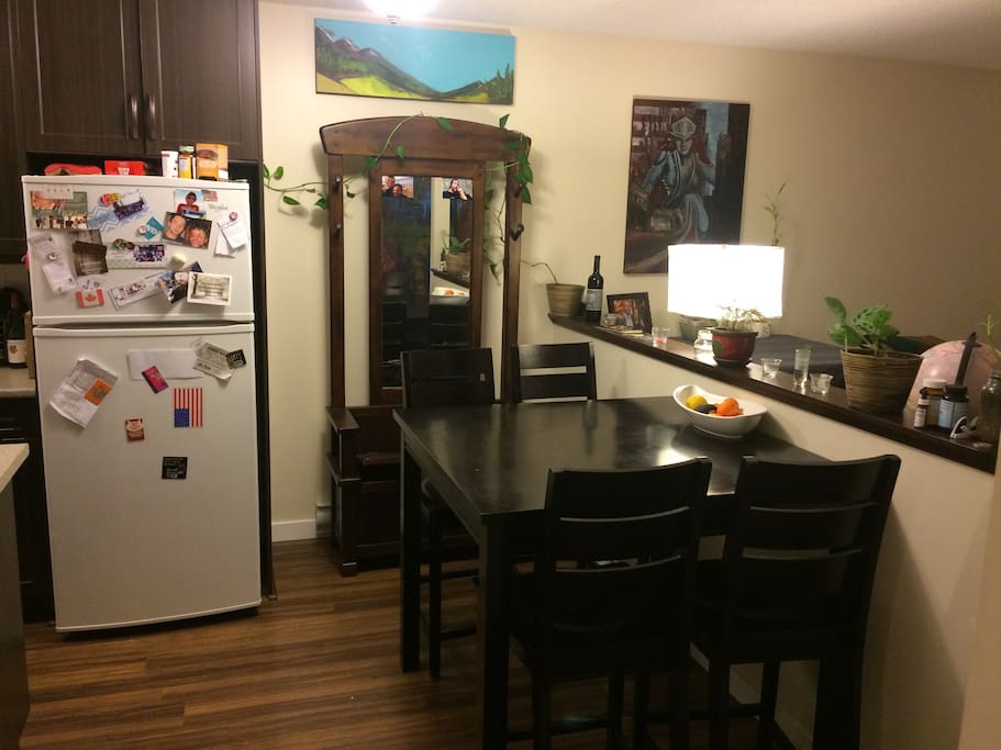 Kitchen Table. Dining Area.