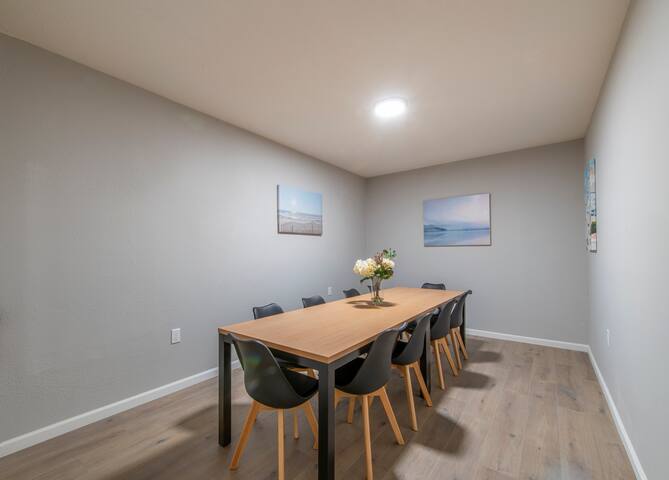 Modern 8B/5B – Spacious Home in Santa Clara gallery image 5