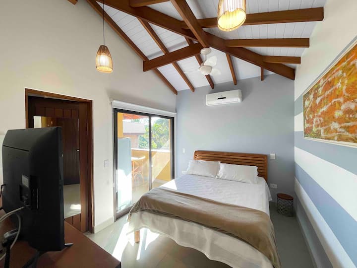 Upper floor apartment 4