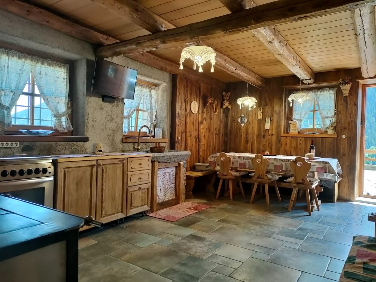 Airbnb con mejor rendimiento: Baita del Tonego - 10 minutes from the ski slopes en Vermiglio