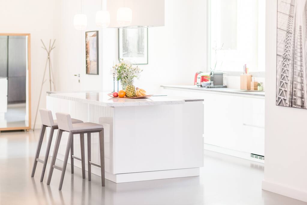 Fully equipped kitchen with Nespresso and high end appliances