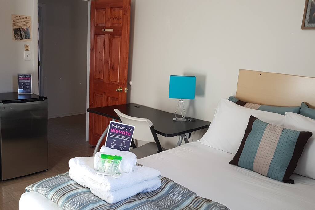 1 double bed