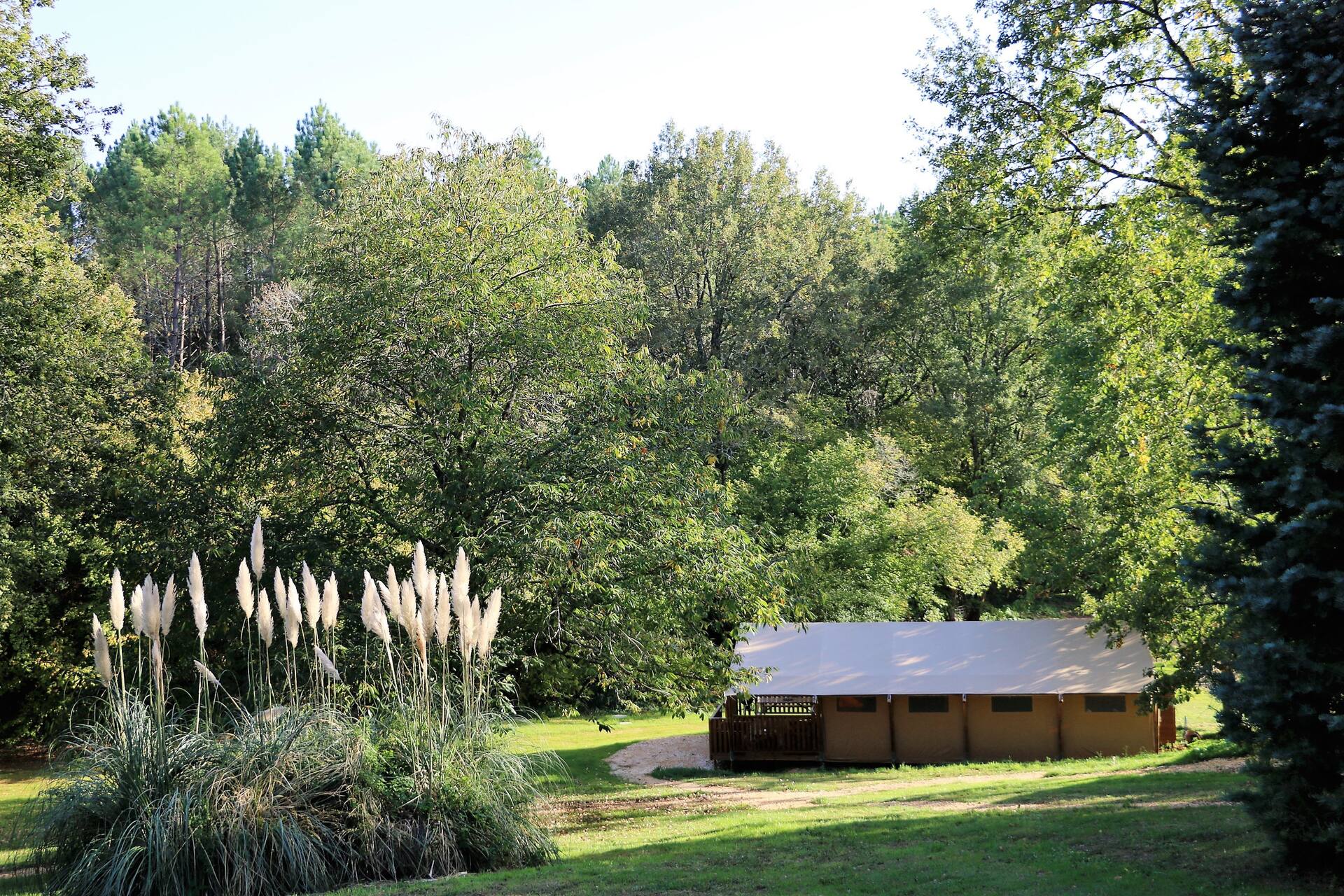 Large comfortable 6p cottage in beautiful estate and pool — photo 2