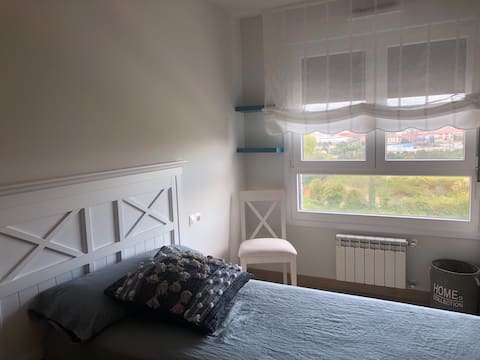 Habitación luminosa en zona Residencial