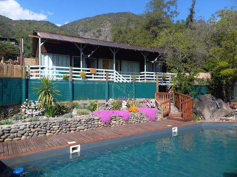 Cabaña en la Cordillera con Tinaja