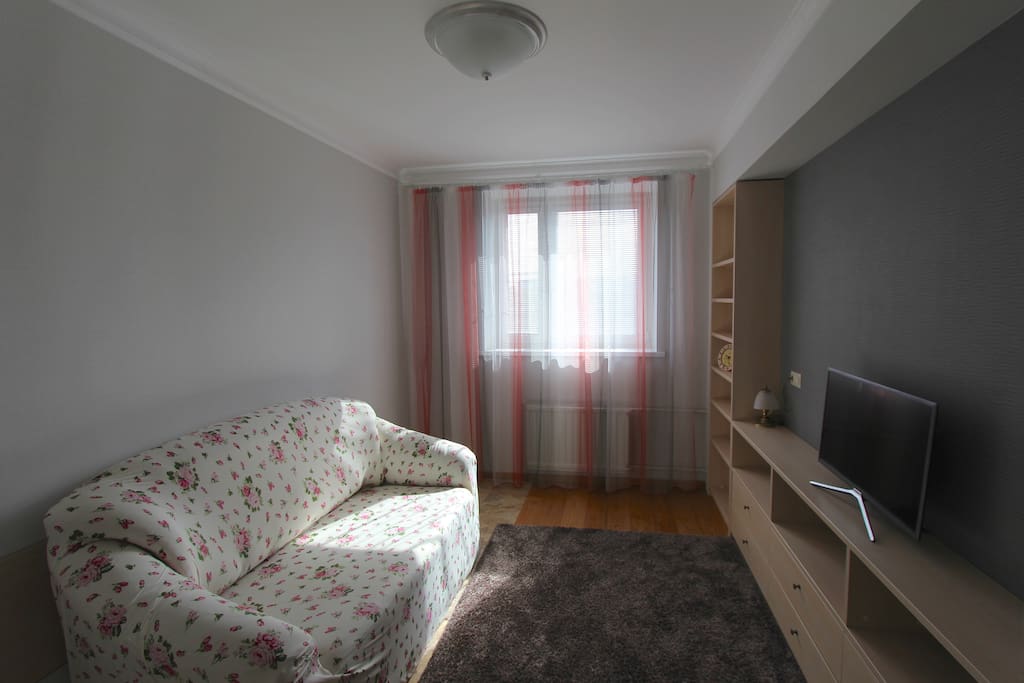 1st bedroom