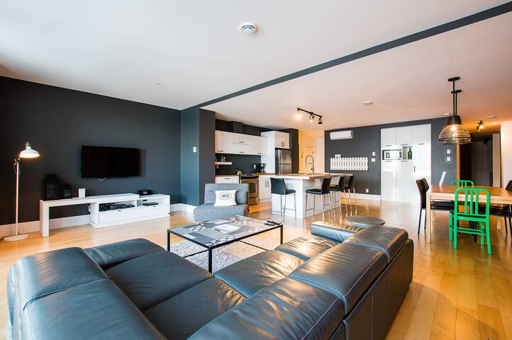 203 – Les Lofts St-Joseph – Par Les Lofts Vieux-QC gallery image 2