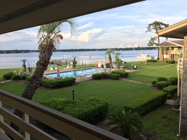 Quiet Waterfront Condo Complex w/Pool, Dock & BBQ!