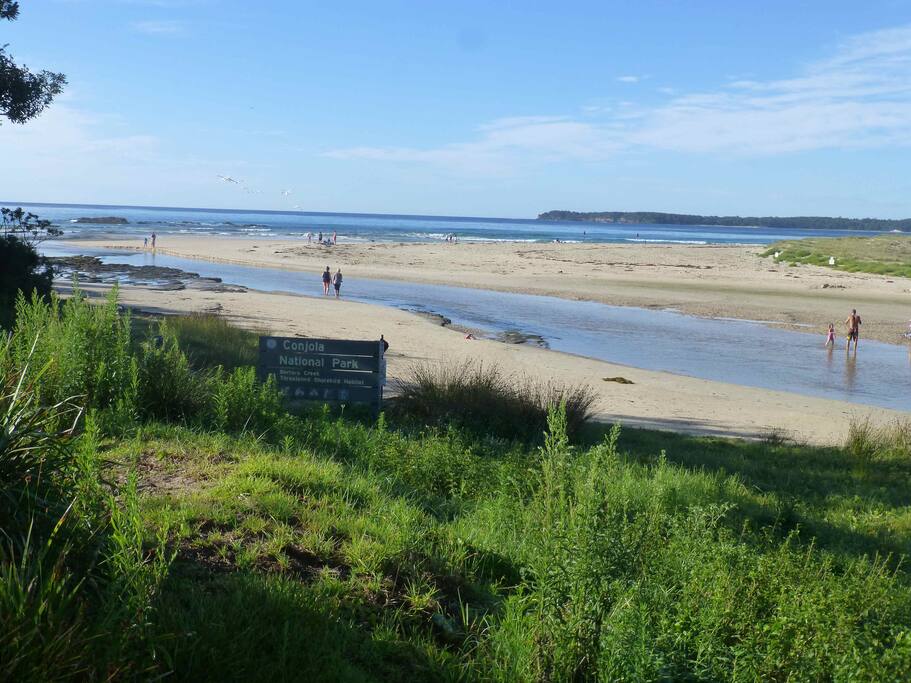"The beach is an easy walk and it caters to the big kids who are after the surf and the littlies who can play in the tide pools near the mouth of the river."
Peta