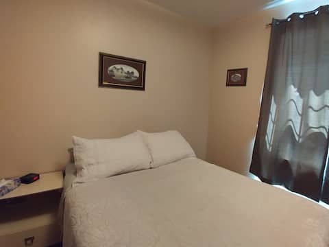 Quiet apartment close to Downtown Events Center.