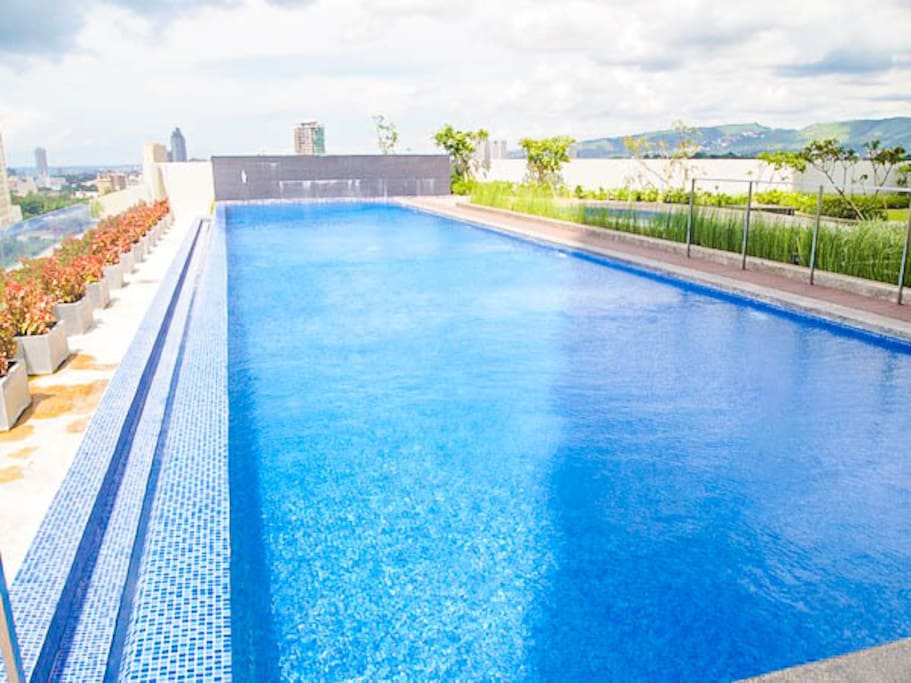 20 meter infinity swimming pool