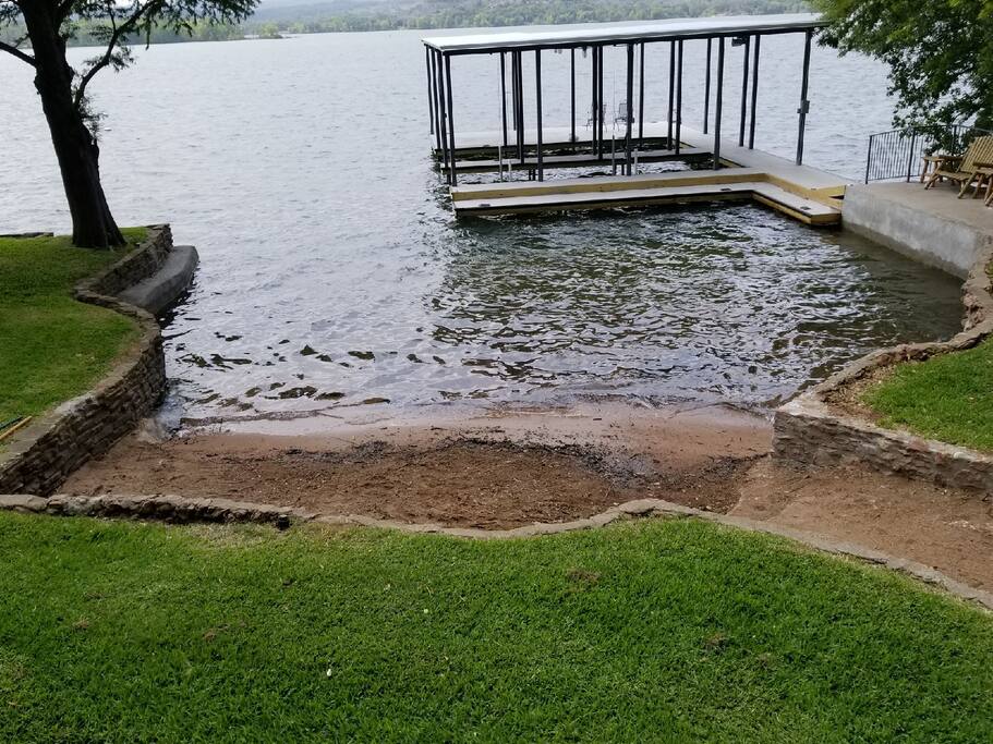 Private Beach & Dock