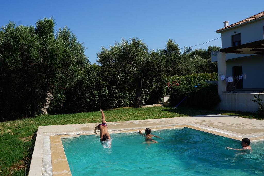 1dc3c275 c866 440a 87ba 5c8ee2be7266