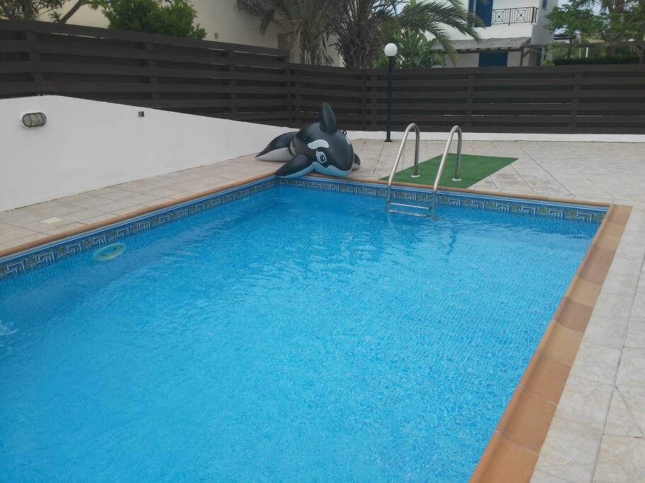 Private pool