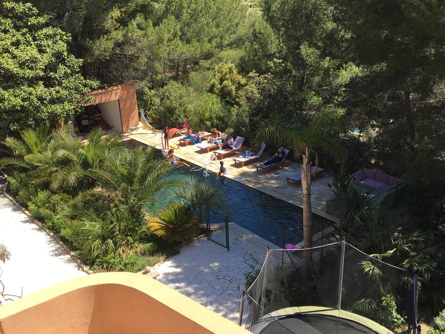 Piscine (vue aérienne)